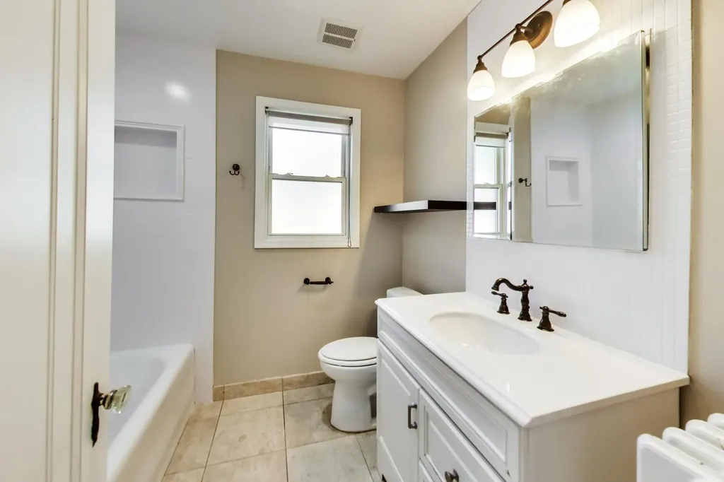 3320 Capitol Street Skokie IL 60076