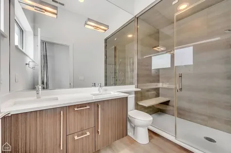 2366 North Seeley Avenue Chicago IL 60647