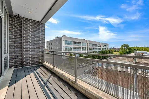 2366 North Seeley Avenue Chicago IL 60647
