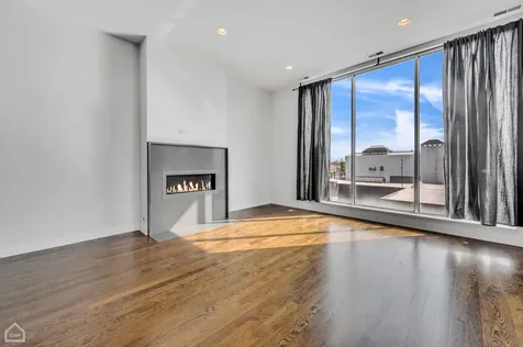 2366 North Seeley Avenue Chicago IL 60647