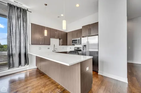 2366 North Seeley Avenue Chicago IL 60647