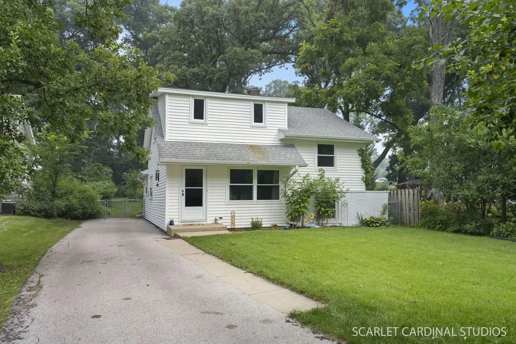 46 South Glenview Avenue Lombard IL 60148