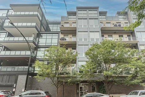 16 North Carpenter Street Chicago IL 60607