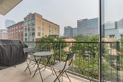 16 North Carpenter Street Chicago IL 60607