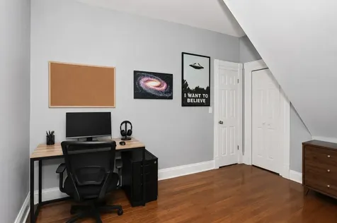 841 North Damen Avenue Chicago IL 60622