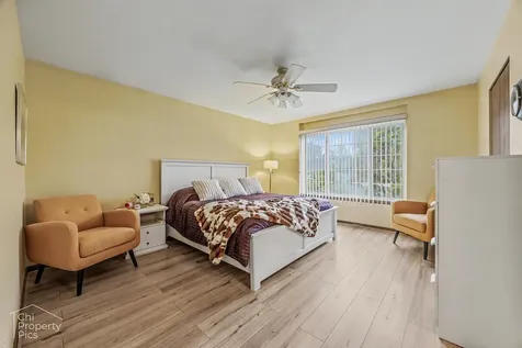229 Churchill Court Round Lake Beach IL 60073