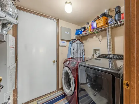 229 Churchill Court Round Lake Beach IL 60073