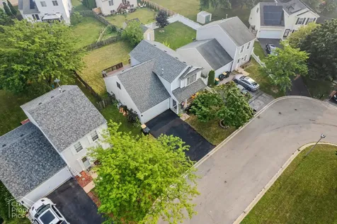 229 Churchill Court Round Lake Beach IL 60073