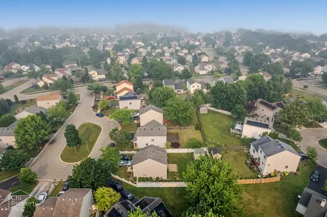 229 Churchill Court Round Lake Beach IL 60073