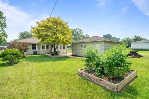 2327 Wisconsin Road Rockford IL 61108