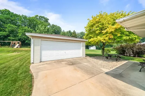 2327 Wisconsin Road Rockford IL 61108