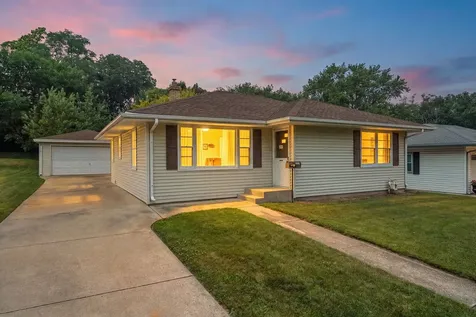 2327 Wisconsin Road Rockford IL 61108