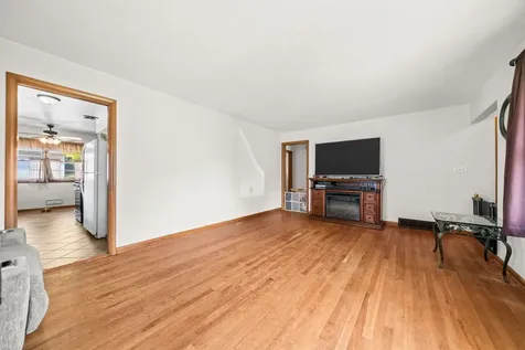 2327 Wisconsin Road Rockford IL 61108