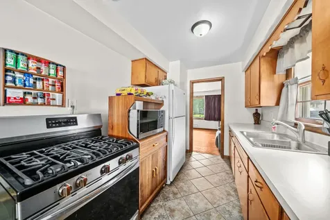 2327 Wisconsin Road Rockford IL 61108