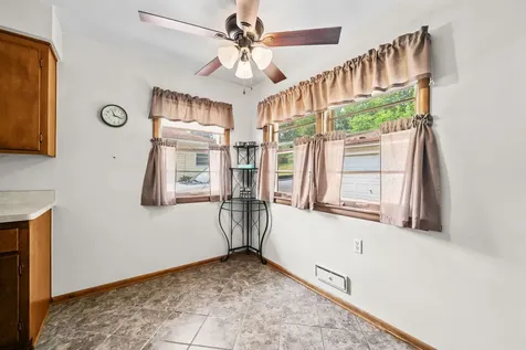 2327 Wisconsin Road Rockford IL 61108