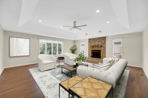 17123 Pointe Drive Orland Park IL 60467