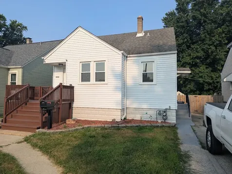 8822 South California Avenue Evergreen Park IL 60805