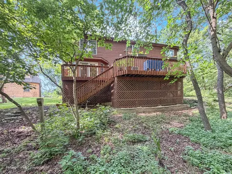 446 Roslyn Road East Dundee IL 60118