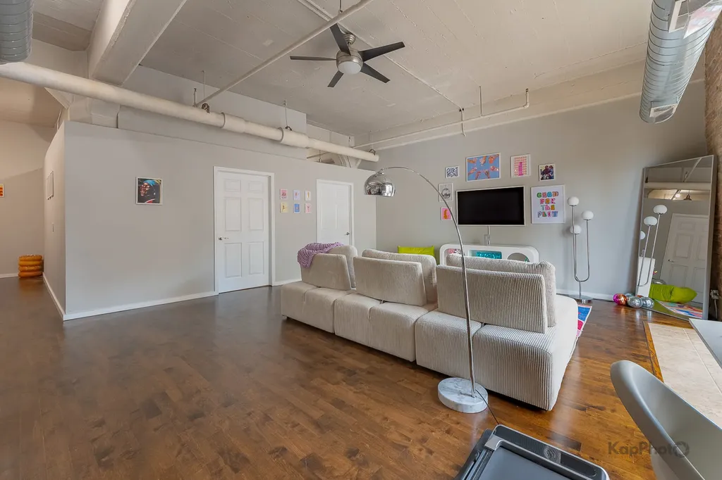 1528 South Wabash Avenue Chicago IL 60605