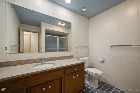 1341 Meadowrue Lane Batavia IL 60510