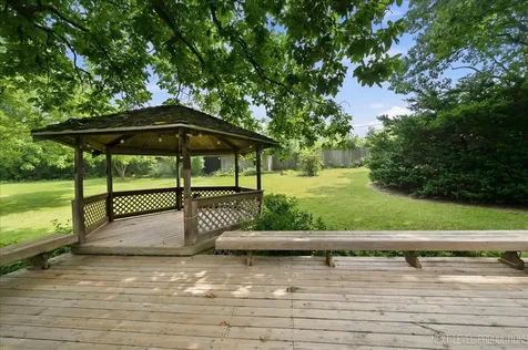 1341 Meadowrue Lane Batavia IL 60510