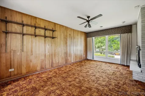 1341 Meadowrue Lane Batavia IL 60510