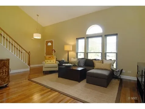 209 Wilton Lane Mundelein IL 60060