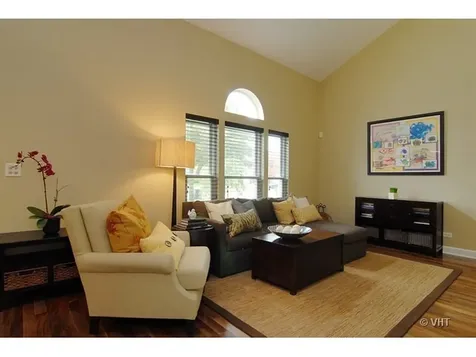 209 Wilton Lane Mundelein IL 60060