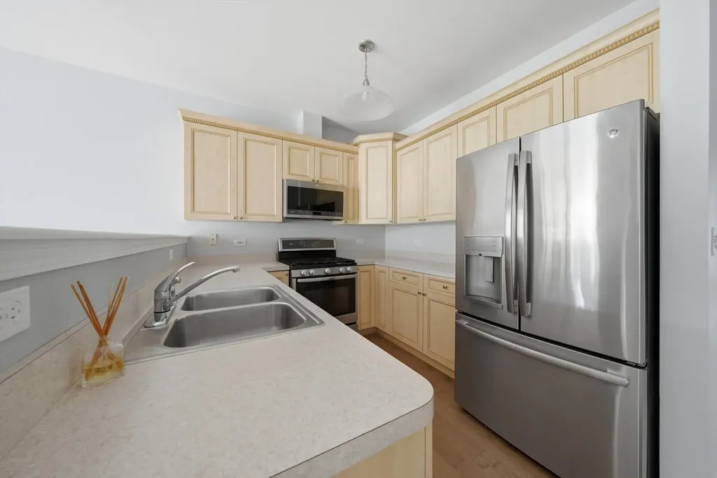 9411 Huber Court Orland Park IL 60467