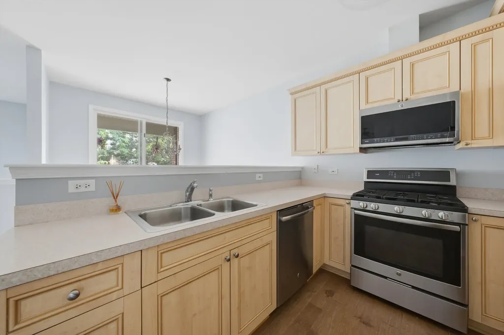 9411 Huber Court Orland Park IL 60467