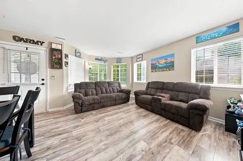 59 North Macgillis Drive Round Lake IL 60073