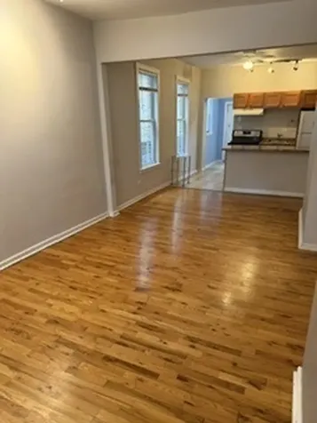 1643 West Beach Avenue Chicago IL 60622