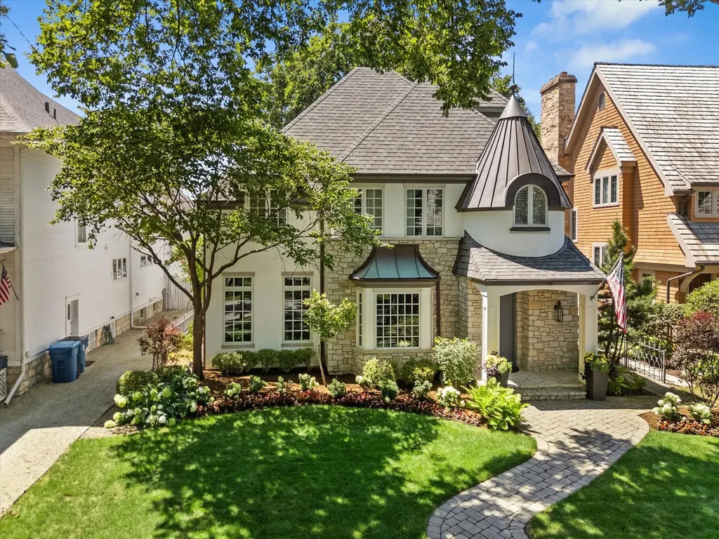 628 South Lincoln Street Hinsdale IL 60521