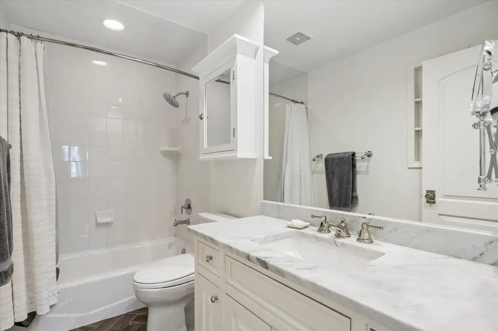 628 South Lincoln Street Hinsdale IL 60521