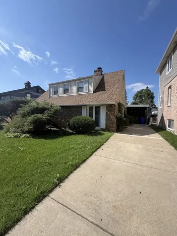 8130 45TH Place Lyons IL 60534