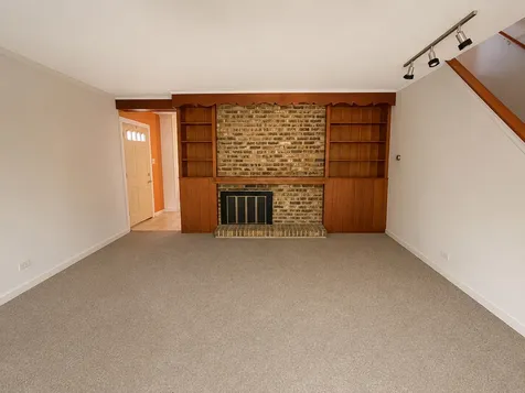 8130 45TH Place Lyons IL 60534