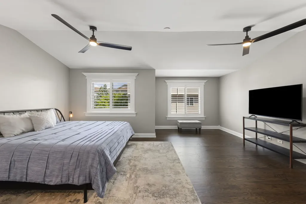 11S471 Rachael Court Willowbrook IL 60527