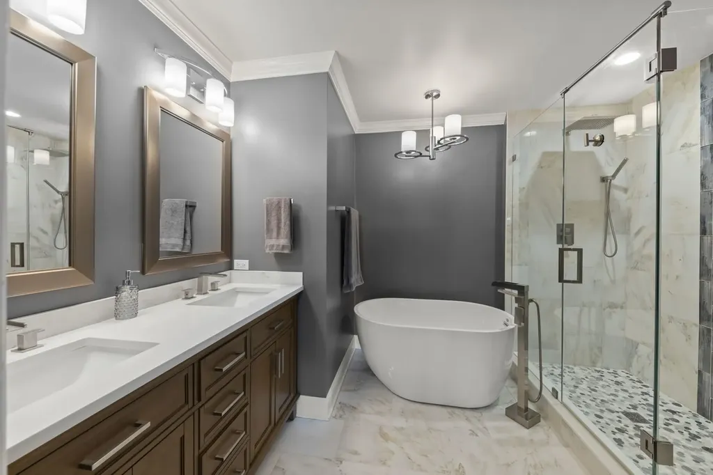 11S471 Rachael Court Willowbrook IL 60527