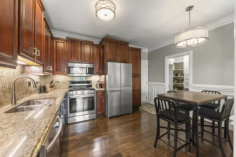 11S471 Rachael Court Willowbrook IL 60527