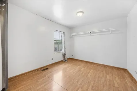 117 Sunrise Avenue Willowbrook IL 60527