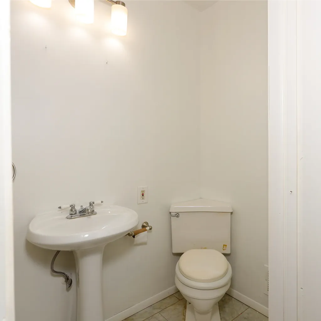 425 North Main Lombard IL 60148