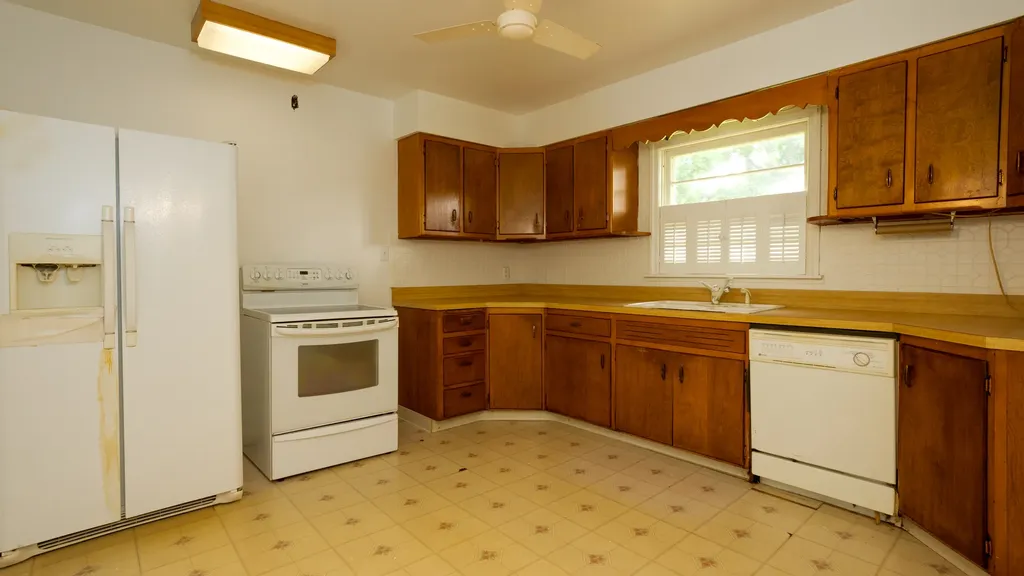 425 North Main Lombard IL 60148