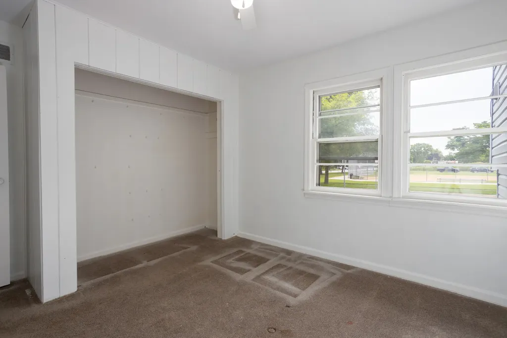 425 North Main Lombard IL 60148