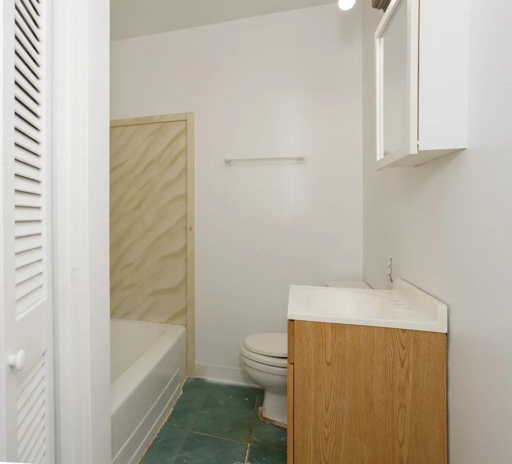 425 North Main Lombard IL 60148