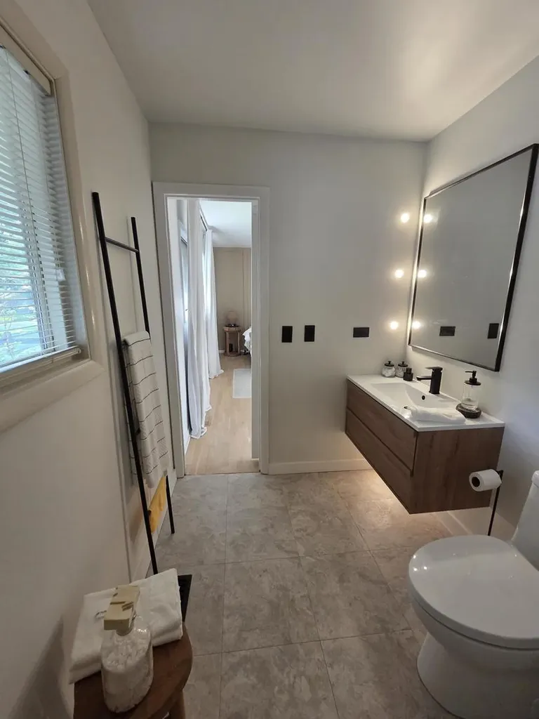 3S220 Blackcherry Lane Glen Ellyn IL 60137