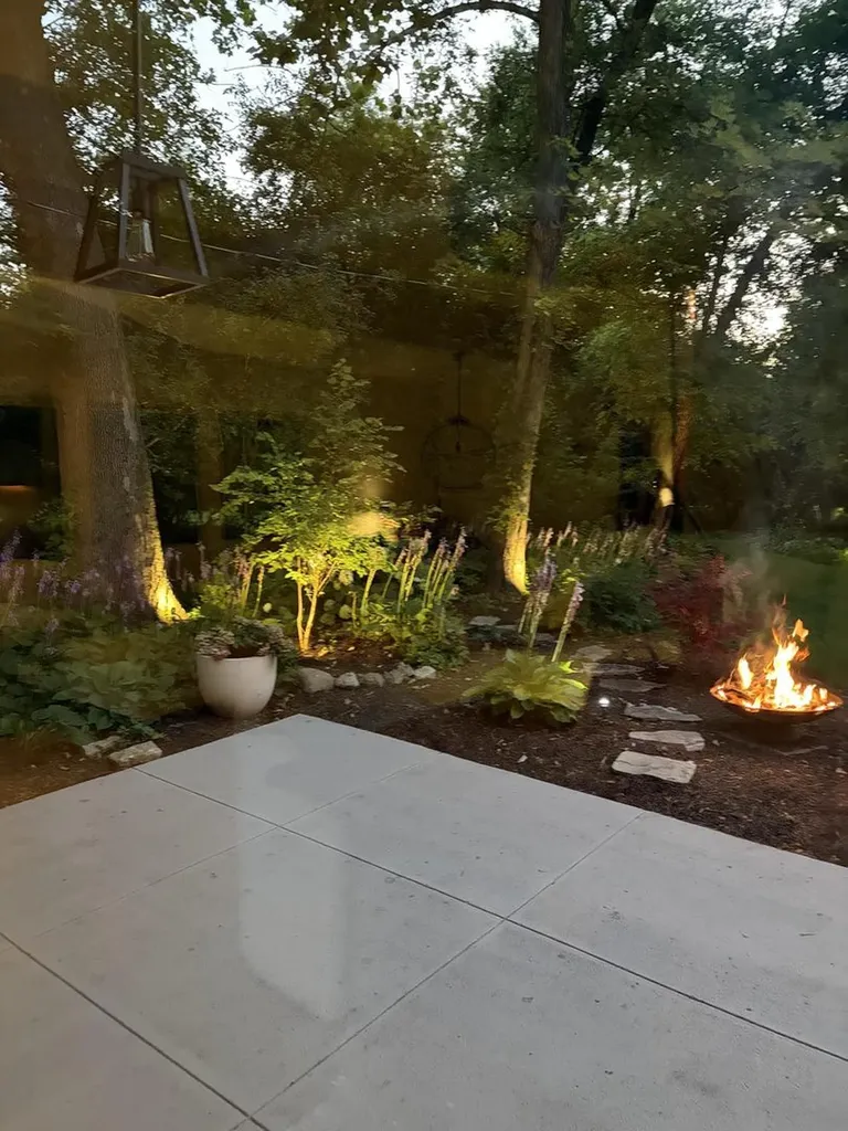 3S220 Blackcherry Lane Glen Ellyn IL 60137