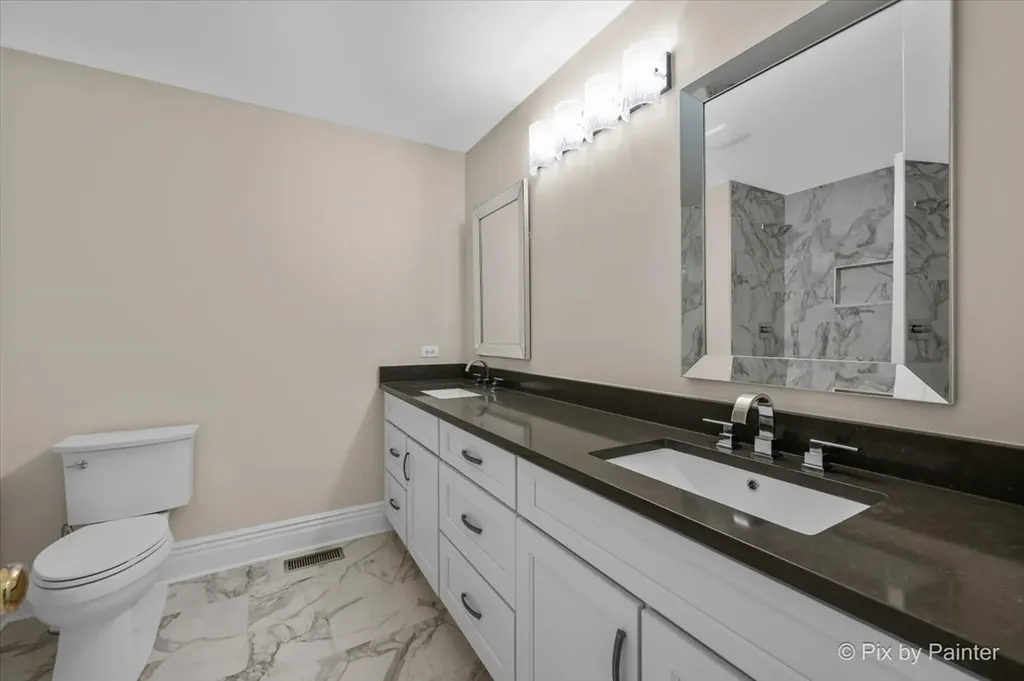 624 Daisy Lane Roselle IL 60172