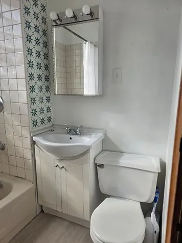 931 West 31st Street Chicago IL 60608