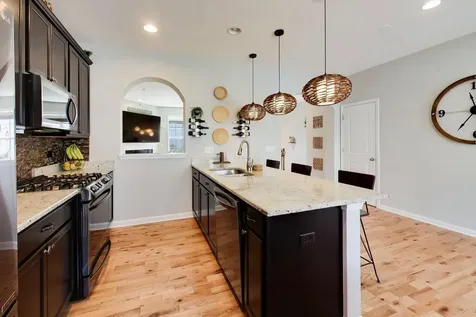 1188 Colfax Avenue Des Plaines IL 60016