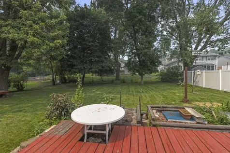 610 West Burning Tree Lane Arlington Heights IL 60004